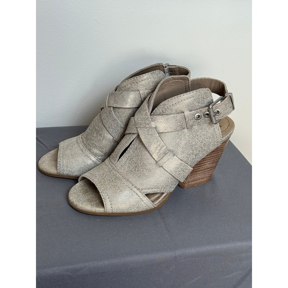 Lucca Lane Analise Metallic Silver Leather Block Heel Sandals 6.5M LLF18-50012